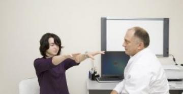 Ktorý lekár lieči osteochondrózu chrbtice