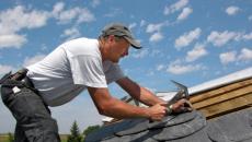 Riparazione del tetto del garage fai-da-te: il rivestimento sarà come nuovo!